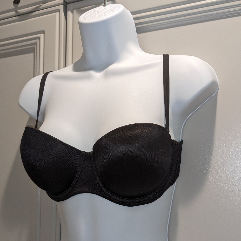 Victoria's Secret Very Sexy Convertible Push Up Bra Black Size 36B VGUC